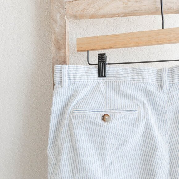 Vineyard Vines Men’s Seersucker Breaker Shorts | Size 36 | Blue & White Stripe - Picture 9 of 10